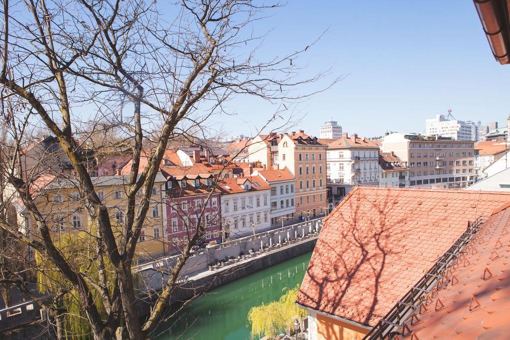 Julija&Robert'S Riverview Apartments And Rooms Ljubljana Exterior foto